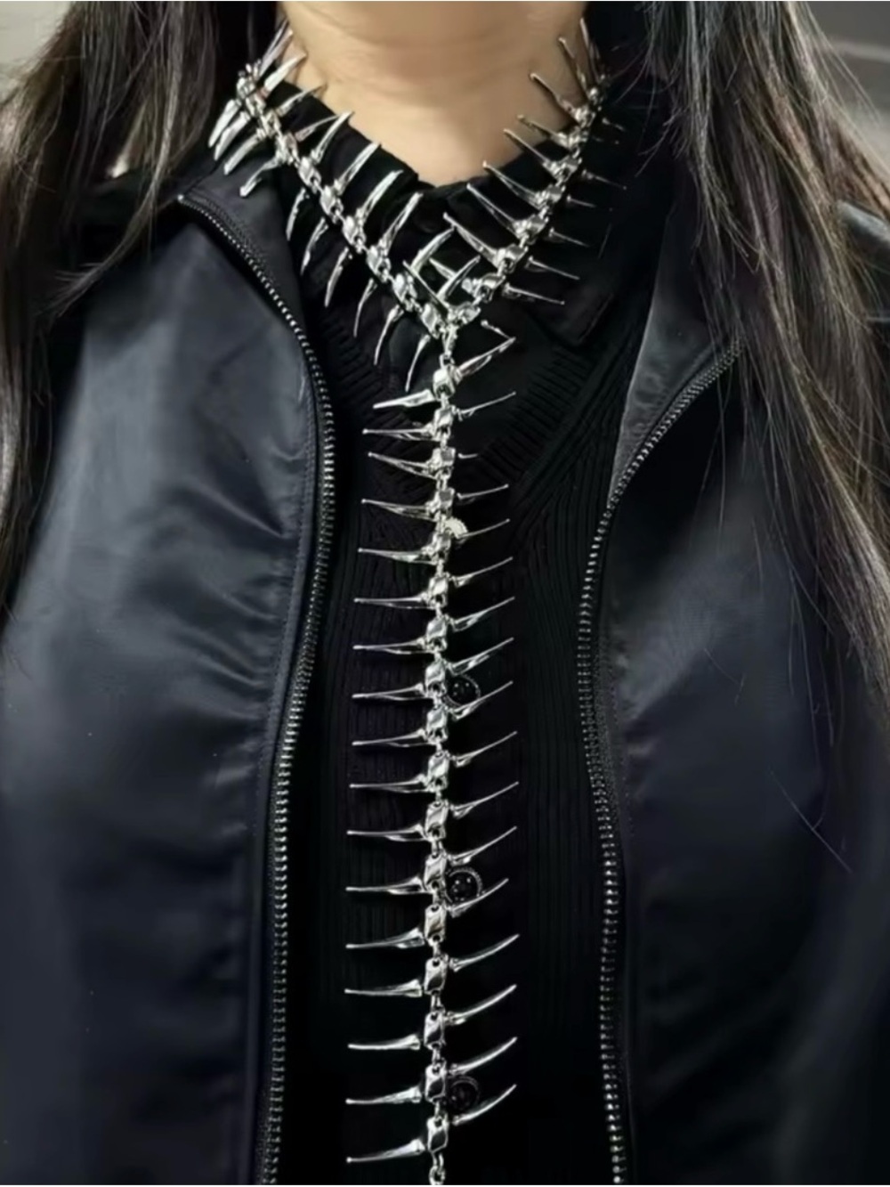 NEW! Trendy Silver Spine Statement Back Necklace - Picture 3 of 6